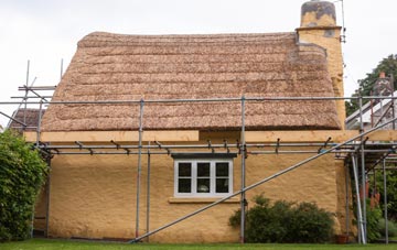 Na Pairceanan thatch roofing costs